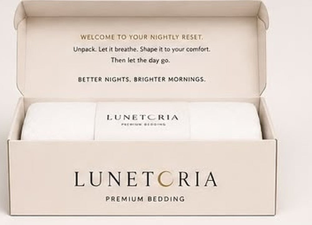 Open Lunetoria box with pillow inside